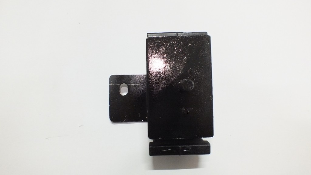 MOTOR TAKOZU SAG