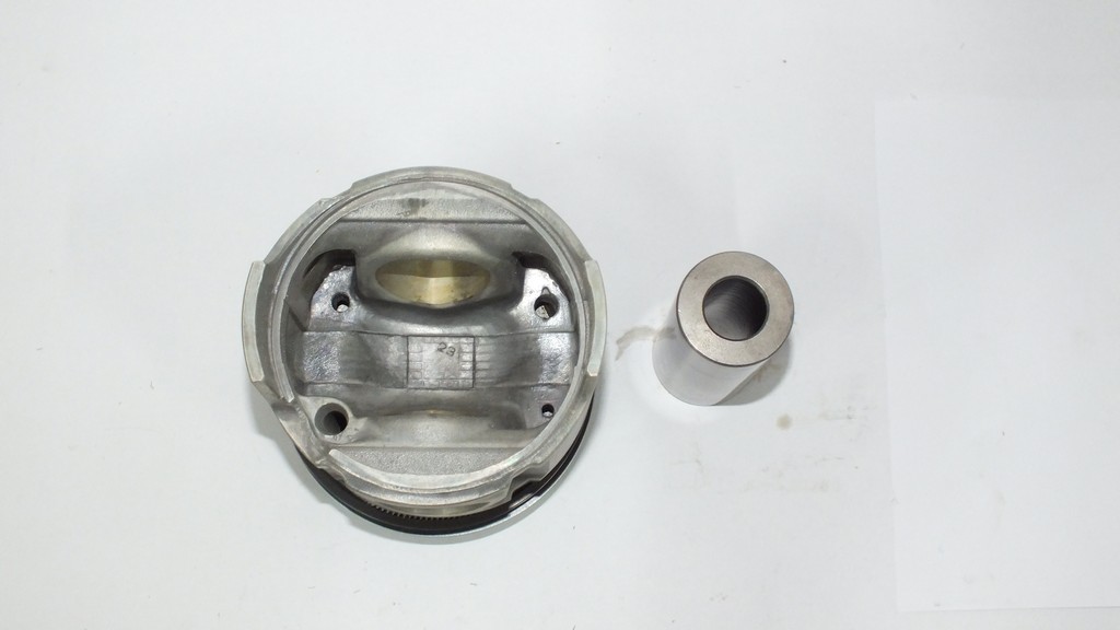 PISTON SEGMAN 050