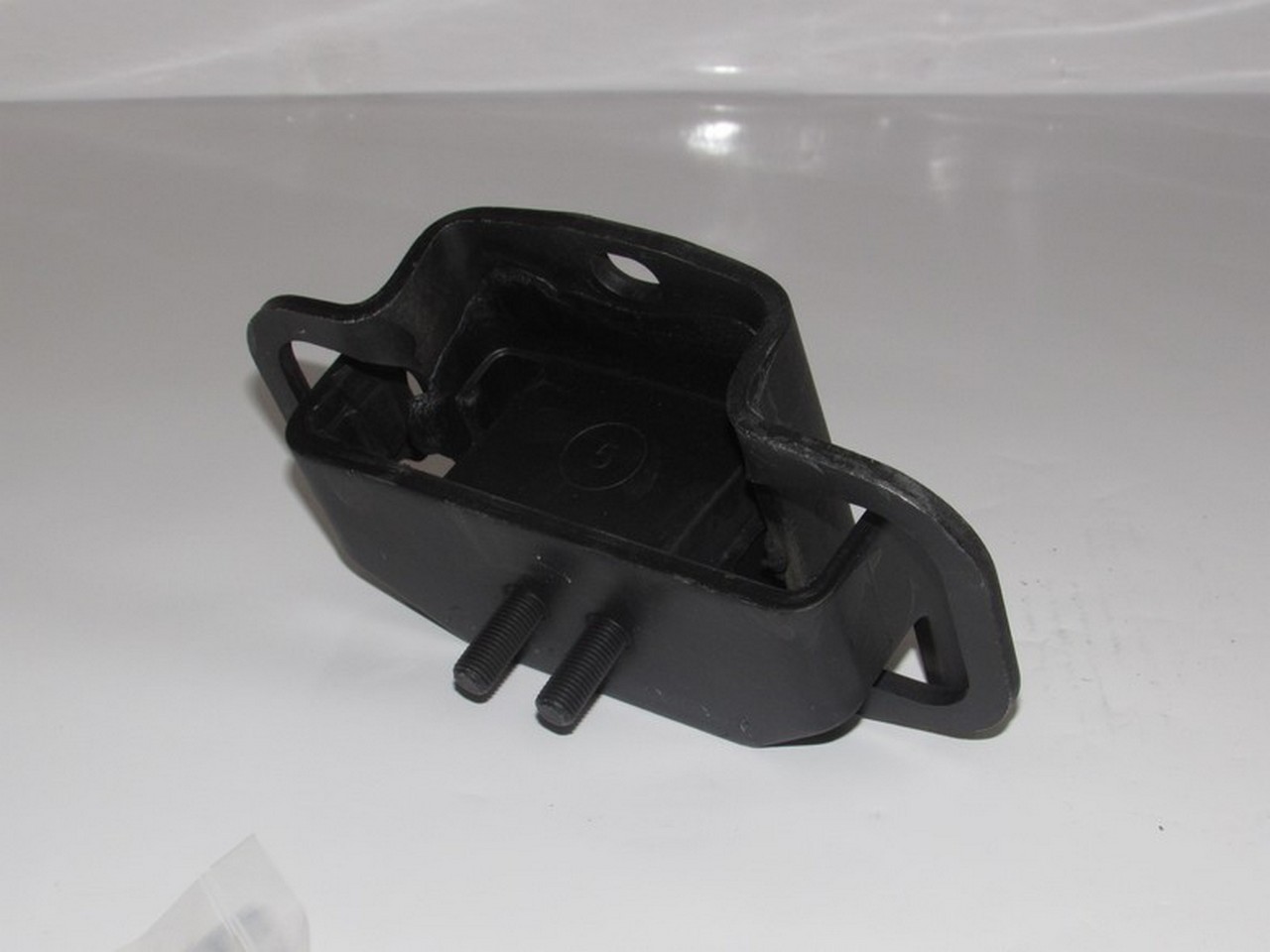 MOTOR TAKOZU SAG