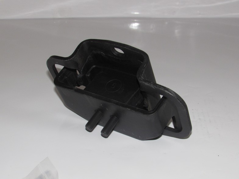 MOTOR TAKOZU SAG