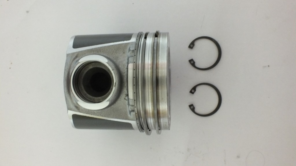 PISTON SEGMAN 040