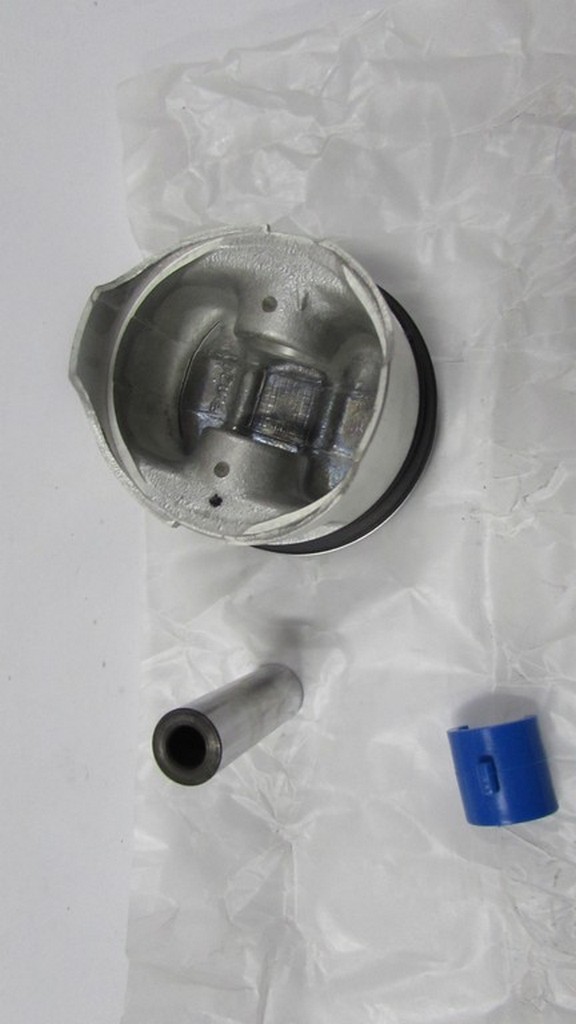 PISTON 050