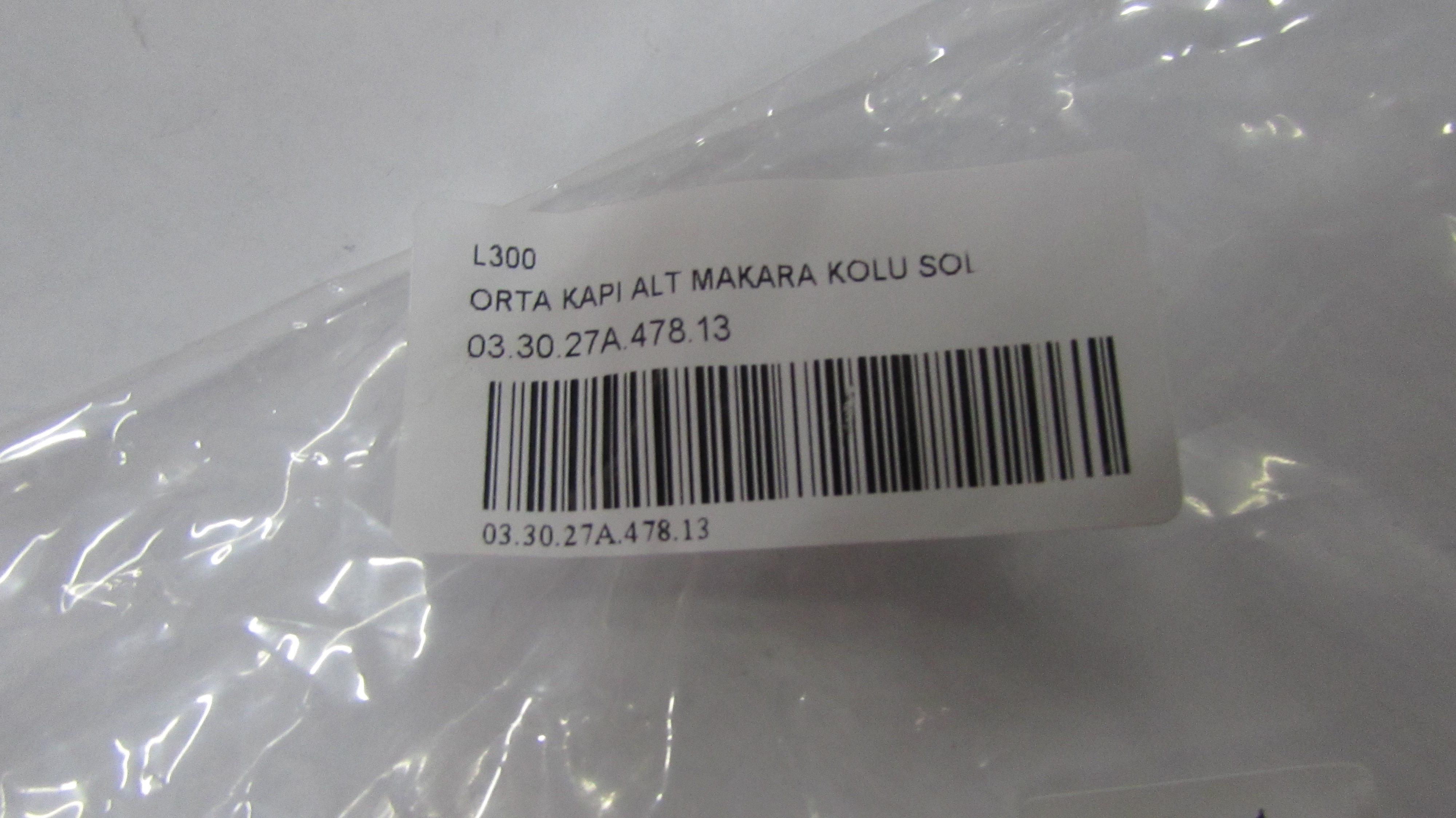 ORTA KAPI ALT MAKARA KOLU SOL