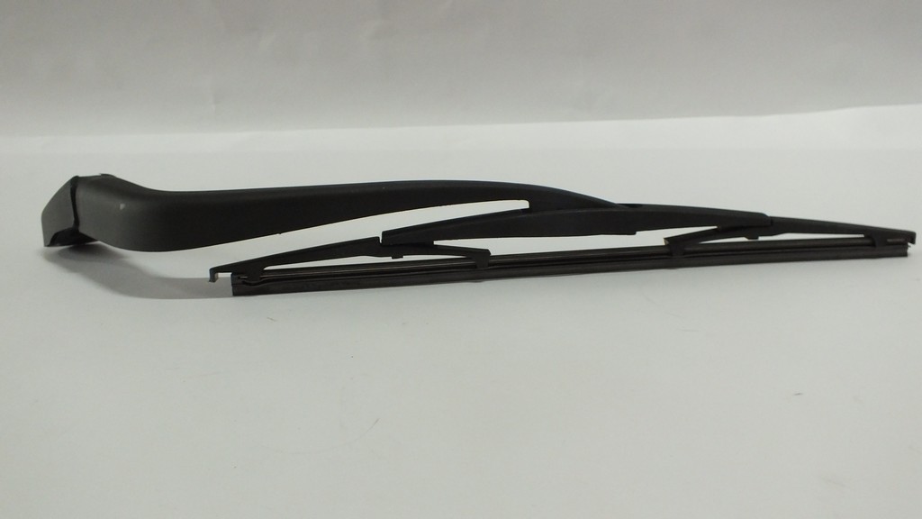 ARKA SILECEK KOLU KOMPLE ( SÜPÜRGELI )