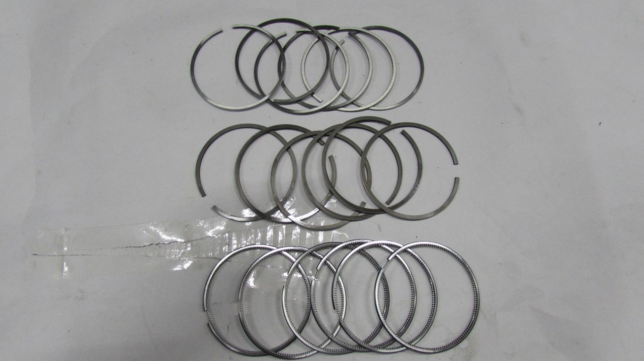 SEGMAN SET